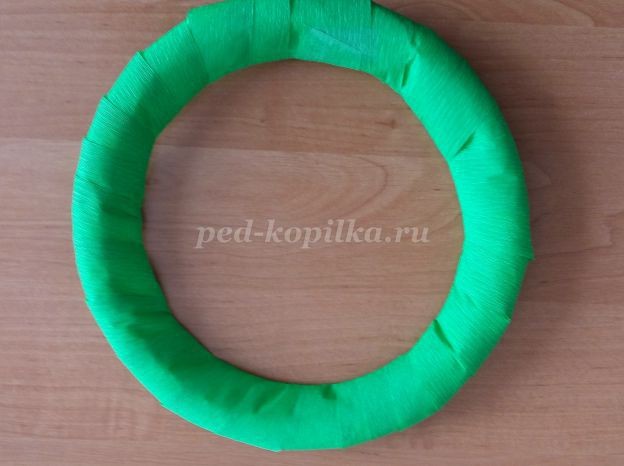 Весенний венок из бумаги детскими руками: часть 3 Весенний венок из бумаги детскими руками: часть 3