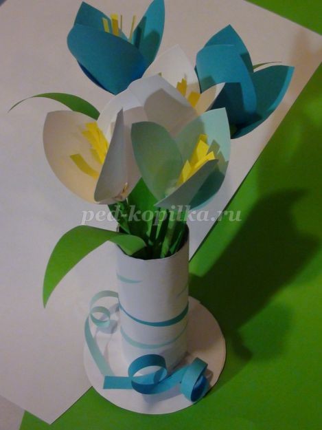 Букет крокусов из бумаги в вазе: часть 2 Букет крокусов из бумаги в вазе: часть 2
