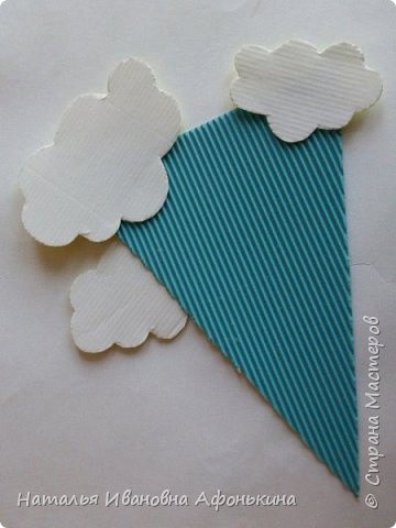 Самолетик из гофрированного картона Самолетик из гофрированного картона