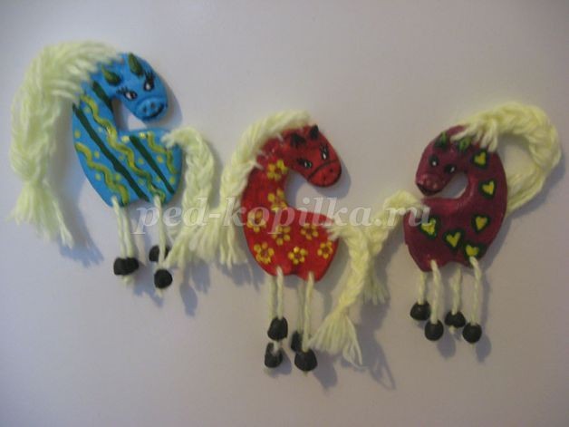 Лошадки-магниты из соленого теста: мастер-класс, часть 3