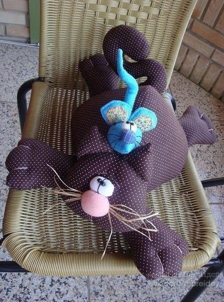 ​Текстильные коты