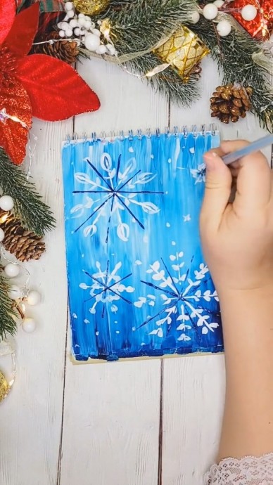 Рисуем зимние снежинки