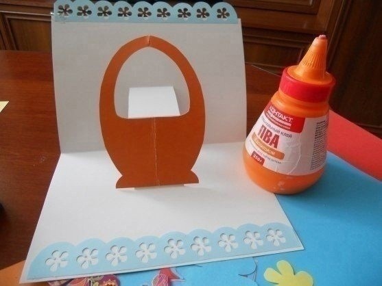 Объёмная открытка "Корзинка с цветами"