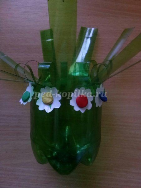 Вазочка для салфеток из бросового материала детскими руками: мастер-класс