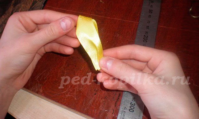 Подсолнухи из кофейных зёрен: мастер-класс Подсолнухи из кофейных зёрен: мастер-класс