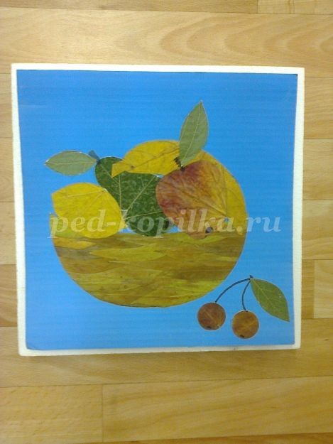 Натюрморт из листьев Натюрморт из листьев