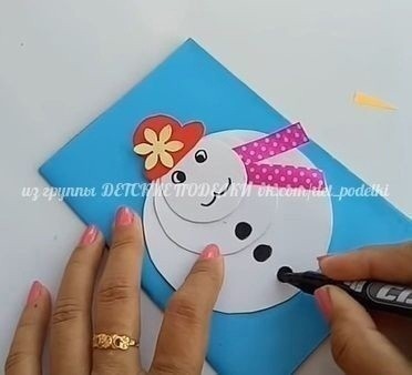Новогодняя открытка "Снеговик"