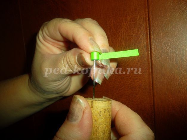 Новогодняя ёлка: квиллинг, часть 2