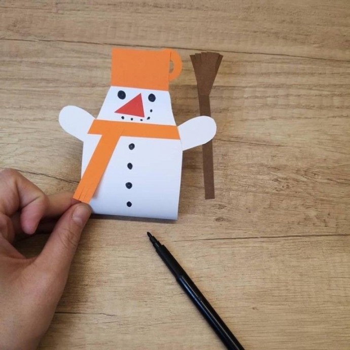 Снеговик с метлой Снеговик с метлой