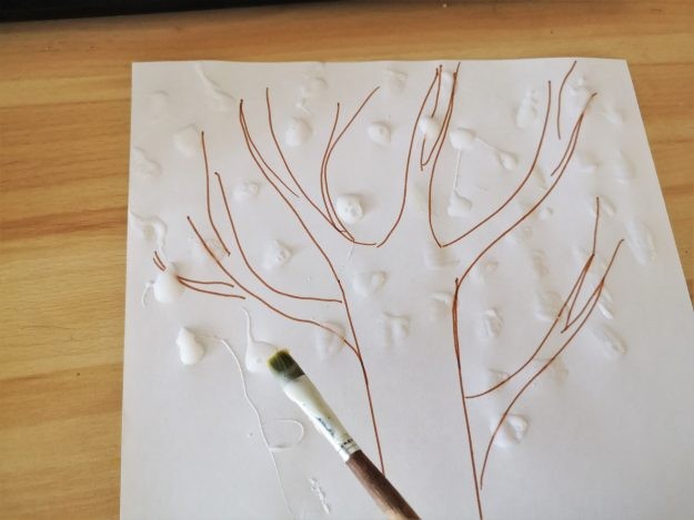 Дерево из ватных дисков