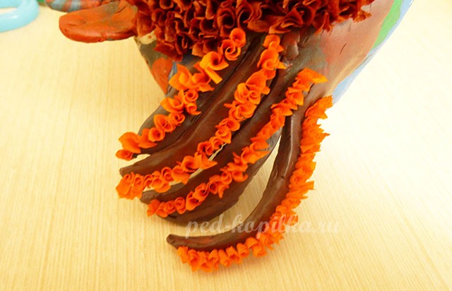 Торцевание на пластилине: цыпленок и курица Торцевание на пластилине: цыпленок и курица