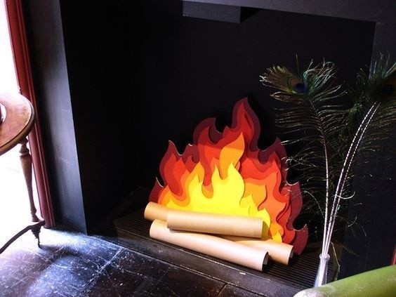 Декоративный огонь из бумаги