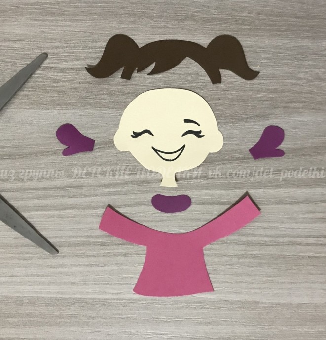 В ворохе листьев В ворохе листьев