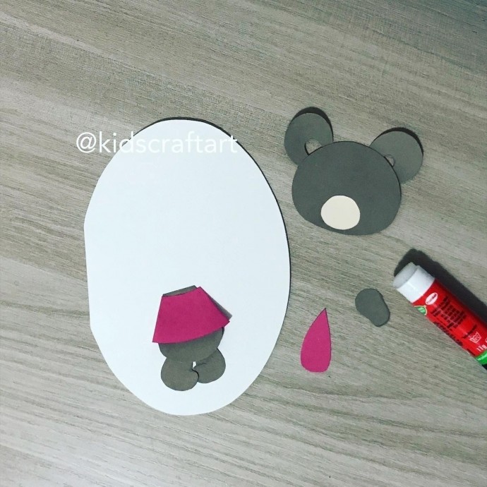 Мишутка с букетом Мишутка с букетом