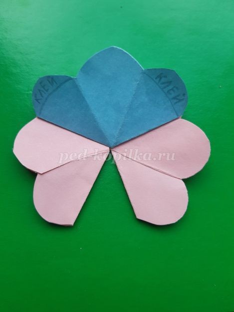 ​Как сделать открытку с объемными цветами внутри: часть 2