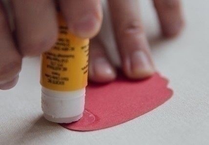 ​Объёмные цветочки из плотной цветной бумаги