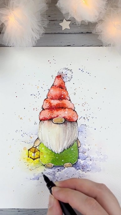 Рисуем фантазийного гномика с фонарем Рисуем фантазийного гномика с фонарем