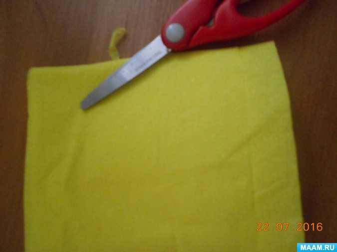 Летний букетик с цветами из жгутиков