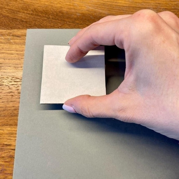 Рисуем одуванчики при помощи пупырчатой пленочки