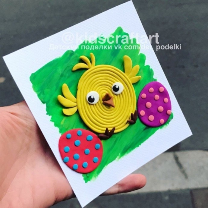 Пластилиновая пасхальная аппликация "Цыпленок"