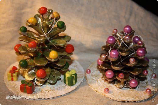 Елочка из шишечки