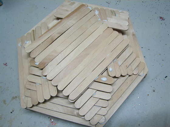 Ваза из палочек от мороженого