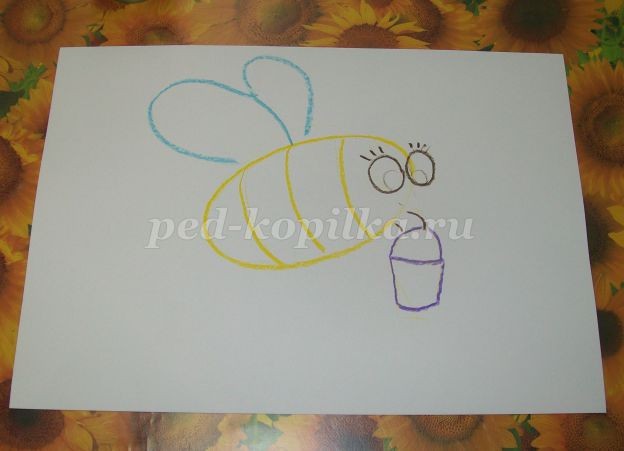 Рисуем пчёлку: масляная пастель + акварель