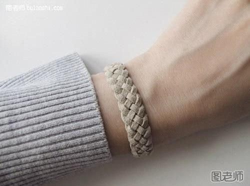 Браслет детскими руками Браслет детскими руками