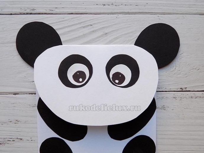 Подарочный конверт из бумаги в виде панды