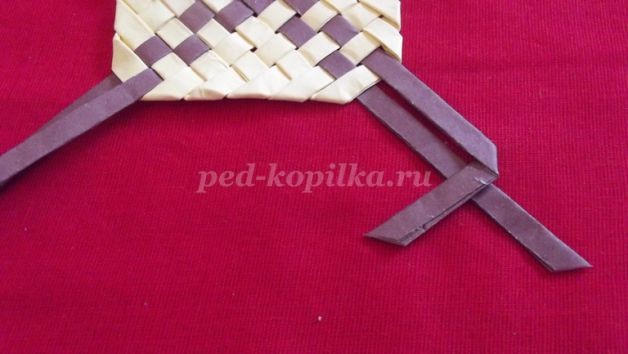 Плетеная закладка для книг детскими руками: часть 3 Плетеная закладка для книг детскими руками: часть 3