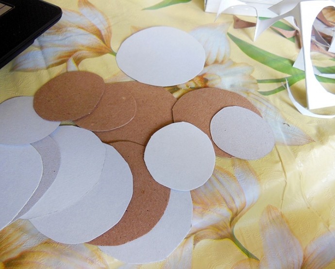 Чудесные грибы из ваты и клейстера детскими руками