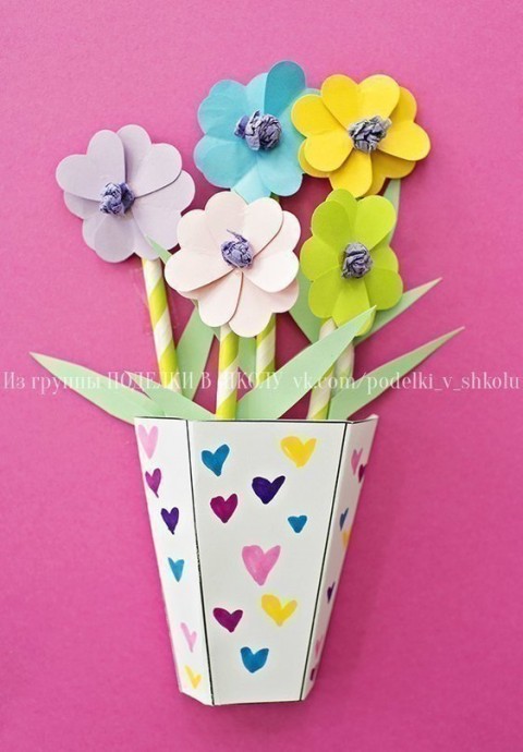 Открытка "Объемная ваза с цветами"