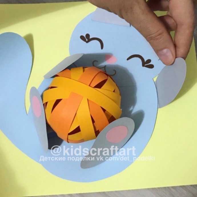 ​Котёнок с клубком