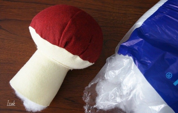 Мухомор из фетра Мухомор из фетра