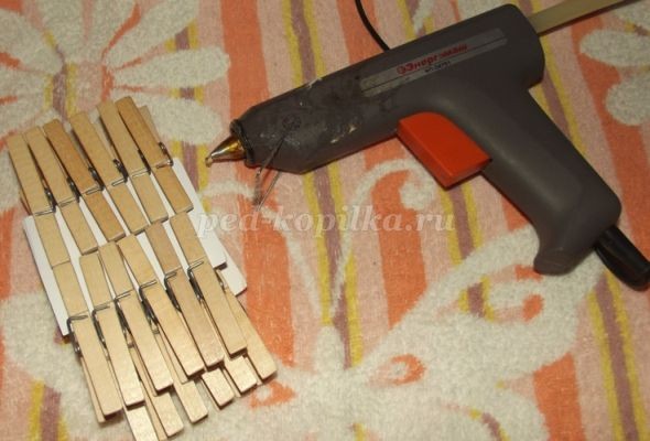 Кресло-качалка из прищепок: мастер-класс, часть 1