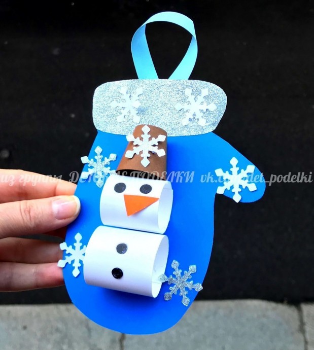 Открытка/подвеска "Рукавичка со снеговиком"