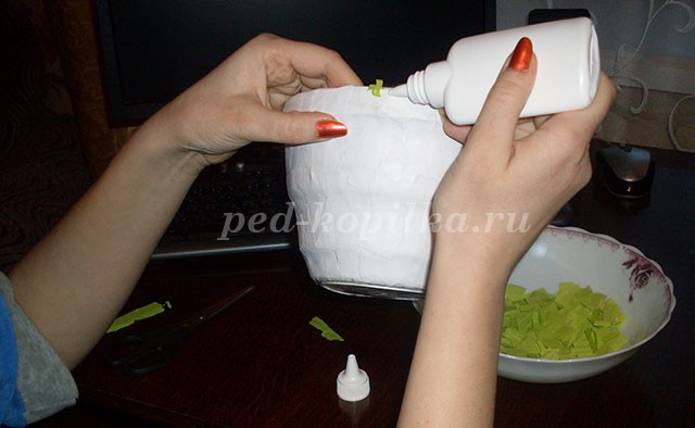 Крокусы из гофрированной бумаги: часть 1