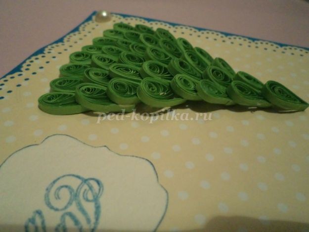 Новогодняя открытка в технике квиллинг: часть 3