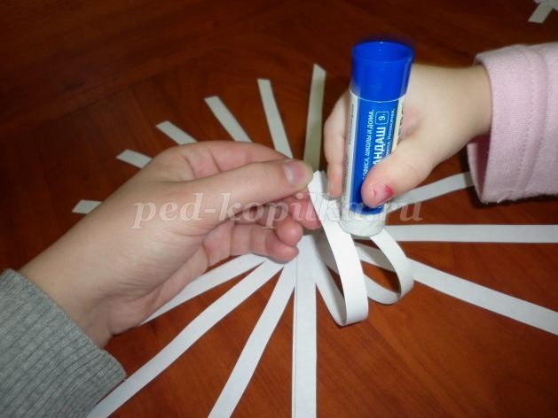 Объёмный Снеговик из бумаги: часть 1