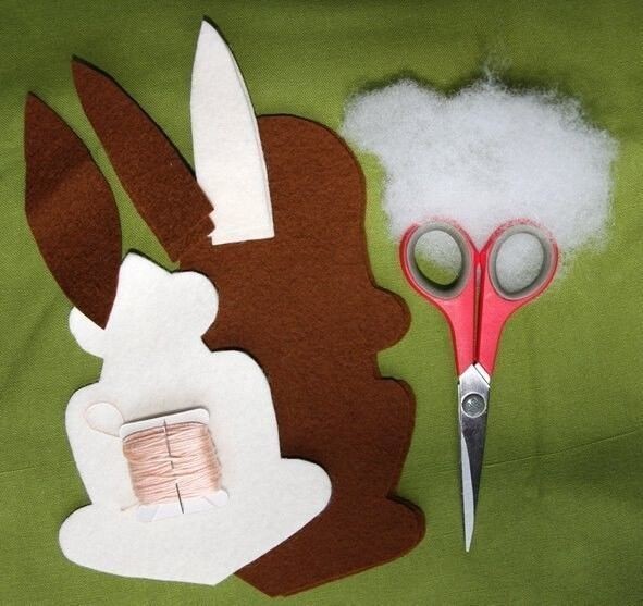 Шьем серьезного кролика