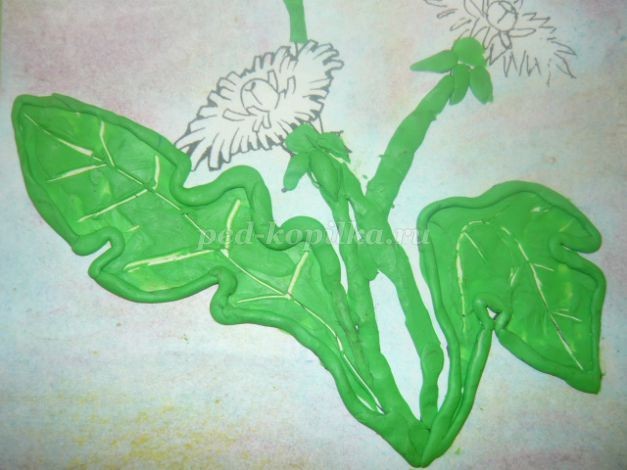 Одуванчик из пластилина