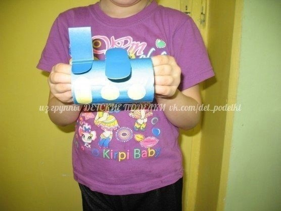 Самолётик из картонных втулок Самолётик из картонных втулок