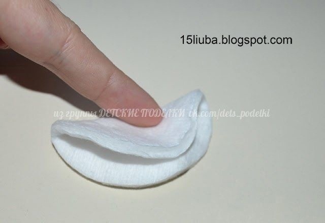 ​Елочка из ватных дисков