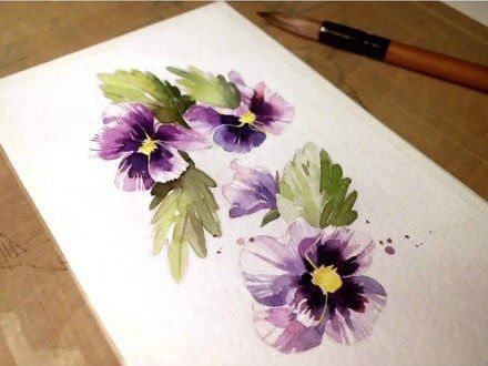 Рисуем анютины глазки