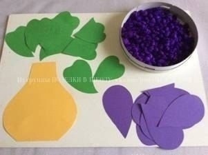 Аппликация из бумаги "Сирень в вазе"