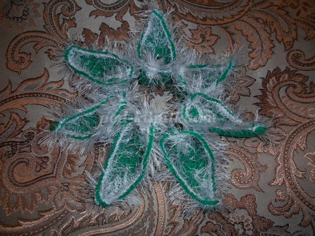 ​Новогодняя елочка крючком: часть 2