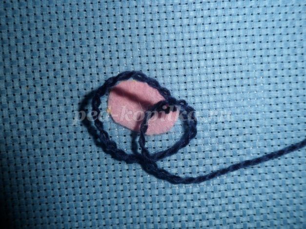 ​Вышиваем с детьми панно "Со старым Новым годом": часть 3