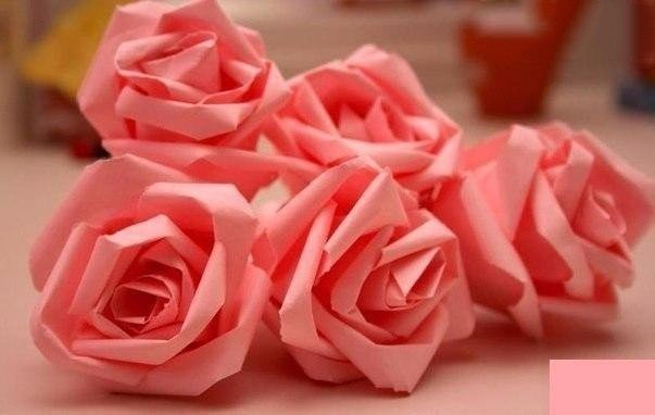 Нежные розы из бумаги Нежные розы из бумаги