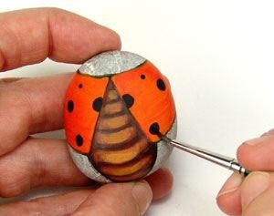 ​Божья коровка из камня