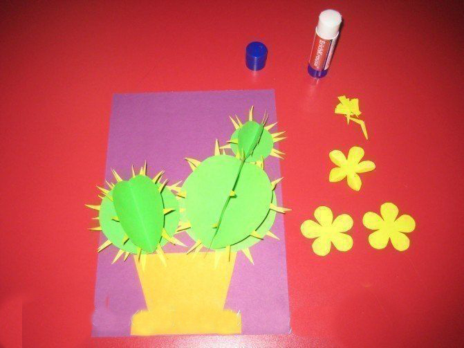 Объемная аппликация "Цветущий кактус"